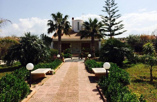 Trappeto Apartment | 135 m² Apartment ∙ 4 bedrooms ∙ 10 guests