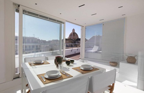 Trapani City Centre Apartment | 140 m² Apartment ∙ 2 bedrooms ∙ 4 guests