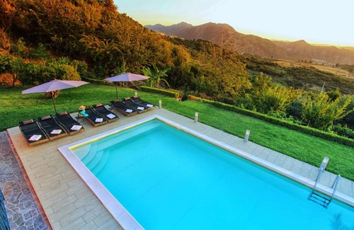 Castroreale Villa | 140 m² Villa ∙ 4 bedrooms ∙ 10 guests