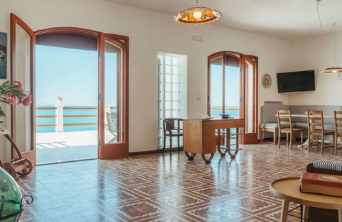 Marina di Caronia House | 150 m² House ∙ 1 bedroom ∙ 6 guests