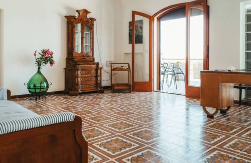 Marina di Caronia House | 150 m² House ∙ 1 bedroom ∙ 6 guests
