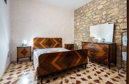 Gangi House | 150 m² House ∙ 1 bedroom ∙ 4 guests