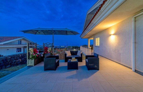 Aci Catena House | 150 m² House ∙ 3 bedrooms ∙ 6 guests