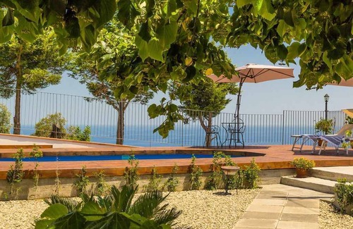 Castelmola House | 150 m² House ∙ 4 bedrooms ∙ 10 guests