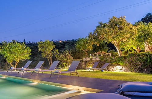 Coste House | 150 m² House ∙ 4 bedrooms ∙ 10 guests
