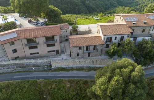 Sant'Angelo di Brolo Villa | 150 m² Villa ∙ 3 bedrooms ∙ 9 guests