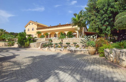 Santa Croce Camerina Apartment | 150 m² Apartment ∙ 4 bedrooms ∙ 10 guests