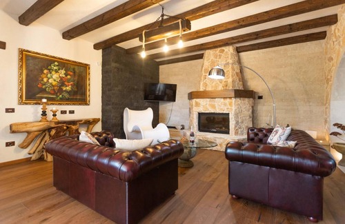 Rosolini Villa | 150 m² Villa ∙ 2 bedrooms ∙ 4 guests