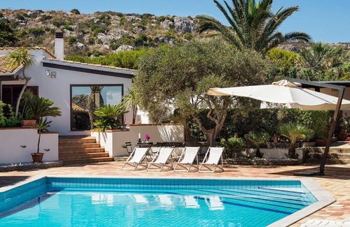 San Vito Lo Capo Villa | 150 m² Villa ∙ 3 bedrooms ∙ 6 guests