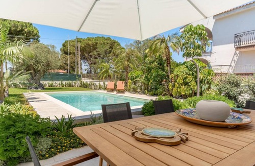 Arenella Villa | 150 m² Villa ∙ 4 bedrooms ∙ 10 guests