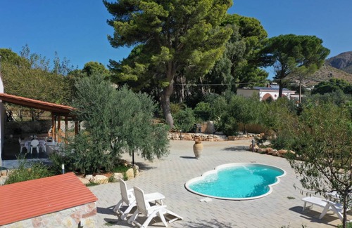 Castellammare del Golfo Villa | 160 m² Villa ∙ 4 bedrooms ∙ 8 guests