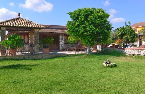 Solarino Villa | 160 m² Villa ∙ 3 bedrooms ∙ 6 guests