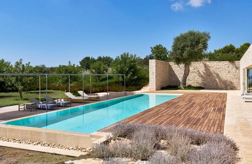 Noto Villa | 175 m² Villa ∙ 5 bedrooms ∙ 9 guests