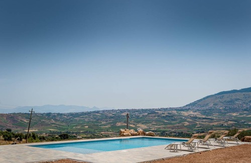 Castellammare del Golfo Villa | 180 m² Villa ∙ 3 bedrooms ∙ 8 guests