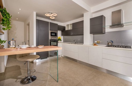 Castellammare del Golfo Villa | 180 m² Villa ∙ 3 bedrooms ∙ 8 guests