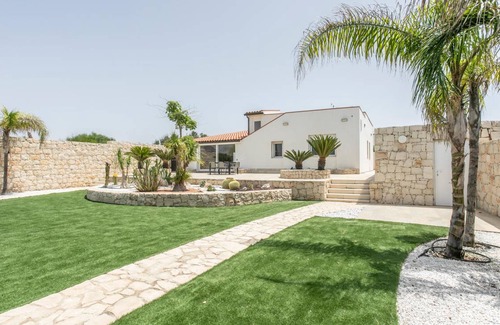 Portopalo di Capo Passero House | 180 m² House ∙ 4 bedrooms ∙ 8 guests