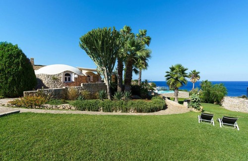 Syracuse Villa | 180 m² Villa ∙ 4 bedrooms ∙ 8 guests