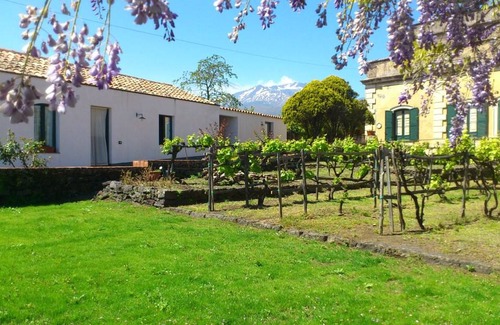 Trecastagni Villa | 190 m² Villa ∙ 5 bedrooms ∙ 10 guests
