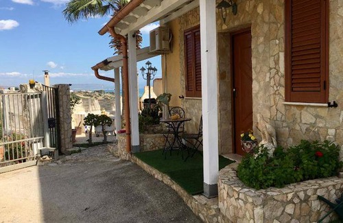 Realmonte Bed & Breakfast | 20 m² Bed and breakfast ∙ 3 guests