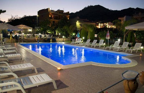 Furci Siculo Bed & Breakfast | 20 m² Bed and breakfast ∙ 3 guests