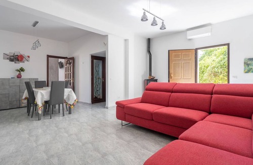 Misilmeri House | 200 m² House ∙ 1 bedroom ∙ 10 guests