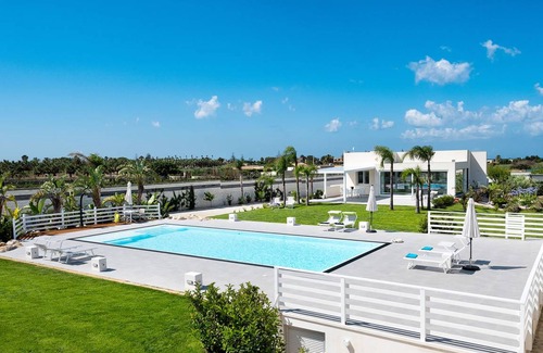 Marsala House | 200 m² House ∙ 5 bedrooms ∙ 10 guests