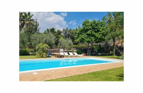 Aci Sant'Antonio Villa | 200 m² Villa ∙ 3 bedrooms ∙ 6 guests