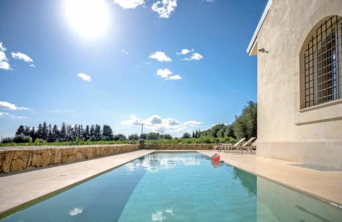 Avola Villa | 200 m² Villa ∙ 3 bedrooms ∙ 6 guests