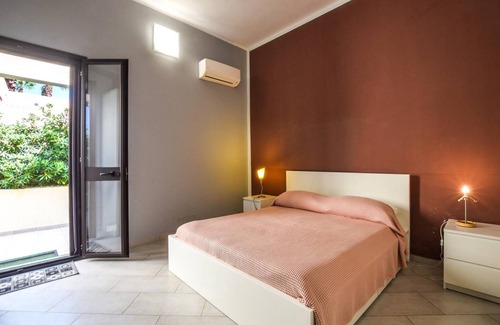 Brucoli House | 210 m² House ∙ 5 bedrooms ∙ 13 guests