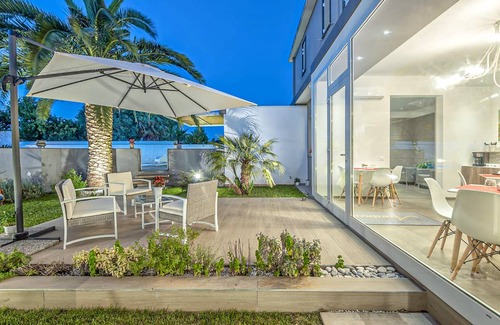 Ragusa House | 210 m² Maisonette ∙ 6 bedrooms ∙ 14 guests