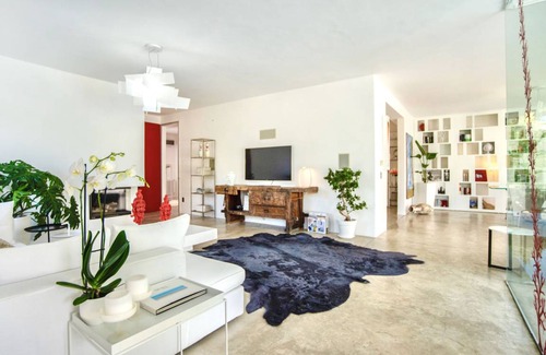 Terrasini Villa | 220 m² Villa ∙ 1 bedroom ∙ 4 guests