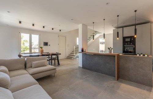 Mazzaforno Apartment | 230 m² Apartment ∙ 5 bedrooms ∙ 10 guests