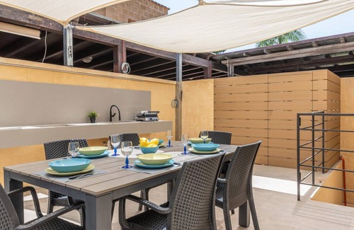 Mazzaforno Apartment | 230 m² Apartment ∙ 5 bedrooms ∙ 10 guests