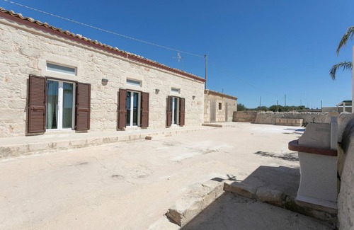 Santa Croce Camerina House | 230 m² House ∙ 6 bedrooms ∙ 13 guests