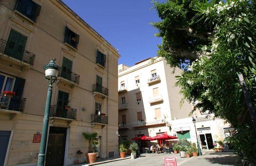 Trapani City Centre Bed & Breakfast | 24 m² Bed and breakfast ∙ 4 guests
