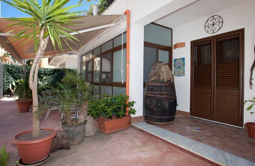 Cinisi Bed & Breakfast | 24 m² Bed and breakfast ∙ 6 guests