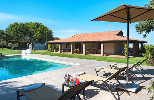 Viagrande Villa | 240 m² Villa ∙ 3 bedrooms ∙ 8 guests