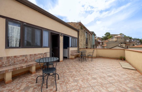 Ficarra Apartment | 25 m² Apartment ∙ 1 bedroom ∙ 2 guests