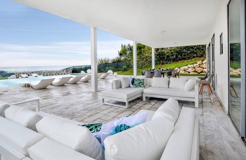 Partinico House | 250 m² House ∙ 7 bedrooms ∙ 16 guests
