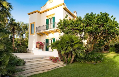 Salemi Villa | 250 m² Villa ∙ 5 bedrooms ∙ 10 guests
