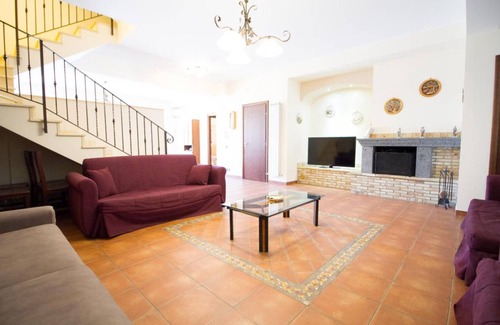 Trecastagni Villa | 250 m² Villa ∙ 6 bedrooms ∙ 16 guests