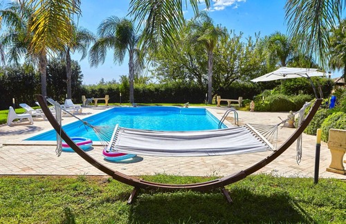 Castelvetrano Villa | 250 m² Villa ∙ 4 bedrooms ∙ 8 guests