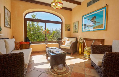 Marinella di Selinunte Villa | 250 m² Villa ∙ 4 bedrooms ∙ 8 guests