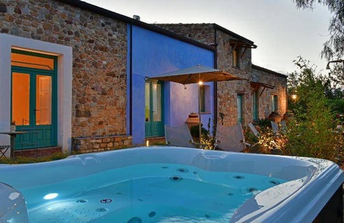 Termini Imerese House | 26 m² Farmhouse ∙ 5 bedrooms ∙ 10 guests