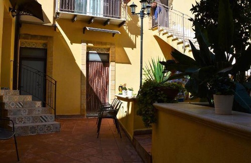 Agrigento Bed & Breakfast | 28 m² Bed and breakfast ∙ 4 guests