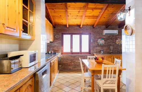 Carini Villa | 280 m² Villa ∙ 6 bedrooms ∙ 13 guests