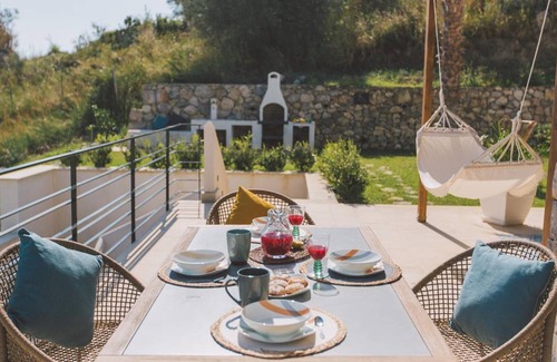 Giardini Naxos Villa | 290 m² Villa ∙ 5 bedrooms ∙ 10 guests