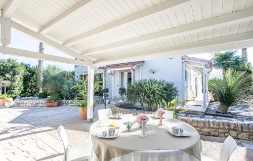 Casa Papa House | 3 Bedroom Awesome Home In Modica