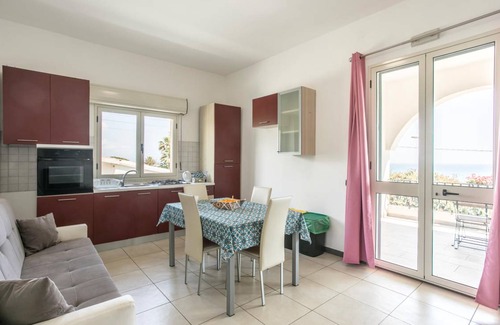 Cava dʼAliga House | 300 m² House ∙ 8 bedrooms ∙ 20 guests