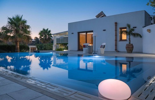 Buseto Palizzolo Villa | 300 m² Villa ∙ 3 bedrooms ∙ 8 guests